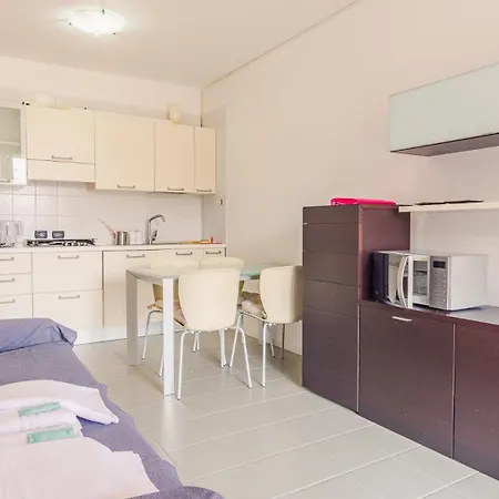 Fior Di Loto - Italian Homing Desenzano del Garda